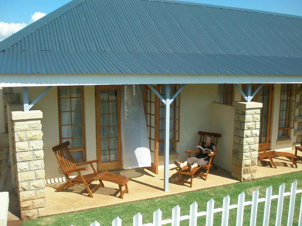 Sandstone Chameleon Guest House Fouriesburg Exterior photo